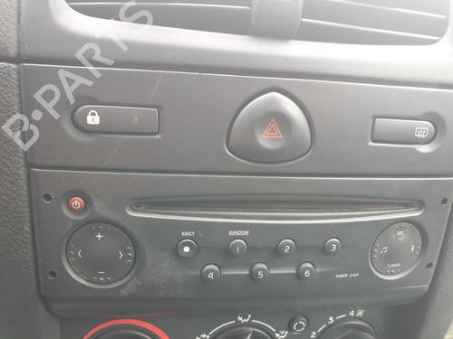 Radio RENAULT CLIO II (BB_, CB_) 1.2 16V (BB05, BB0W, BB11, BB27, BB2T, BB2U, BB2V, CB05,... | BP28113180E6 