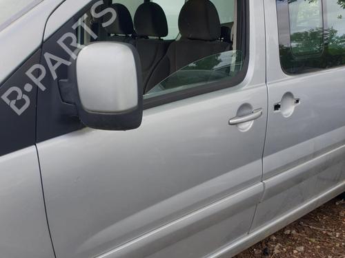 Used Left front door FIAT SCUDO Bus (270_, 272_) 2.0 D Multijet (120 hp) 31039248