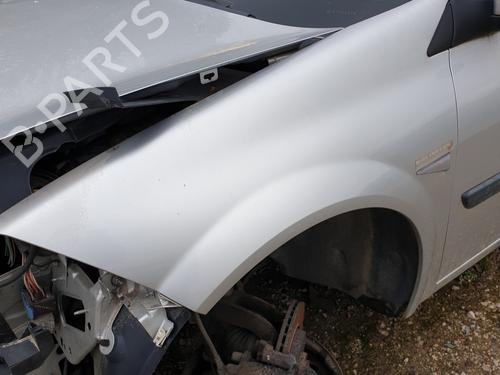 Used Left front fenders RENAULT MEGANE II (BM0/1_, CM0/1_) 1.5 dCi (BM1F, CM1F) (86 hp) 25115598