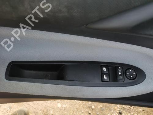 Used Left front window switch Left front window switch CITROËN DS3 (SA_) 1.2 VTi 82 (82 hp) 22864958 22864958