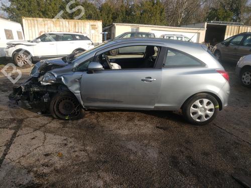 Brugte OPEL CORSA D (S07) 1.2 (L08, L68) (86 hp) 4431890