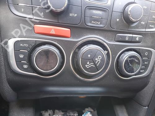Used Climate control Climate control 37526777 37526777