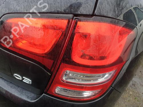 Used Right taillight Right taillight CITROËN C3 II (SC_) 1.4 HDi 70 (SC8HZC, SC8HR0, SC8HP4) (68 hp) 32003334 32003334
