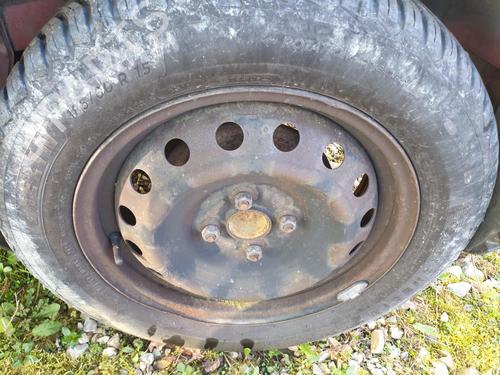 Used Rim Rim TOYOTA YARIS (_P9_) 1.3 VVT-i (SCP90_, SCP90R) (87 hp) 33631471 33631471