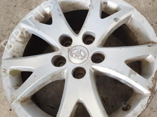 Used Rim TOYOTA COROLLA Verso (ZER_, ZZE12_, R1_) 2.2 D-4D (AUR10_, AUR10R) (177 hp) 30565586