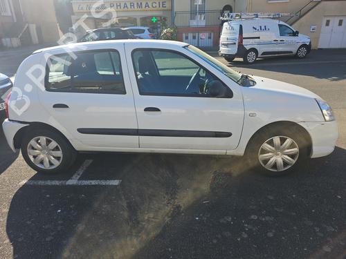 Brugte RENAULT CLIO II (BB_, CB_) 1.2 LPG (58 hp) 4286628