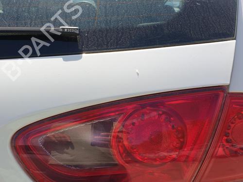 Used Right tailgate light SEAT LEON (1P1) 1.6 TDI (105 hp) 26008255