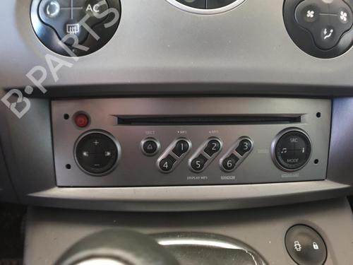 radio-renault-scenic-ii-jm01_-2003-2004-2005-2006-2007-2008-2009-2010-31992188 main image