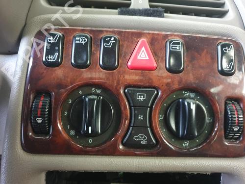Used Climate control Climate control MERCEDES-BENZ CLK (C208) CLK 230 Kompressor (208.347) (193 hp) 30261536 30261536
