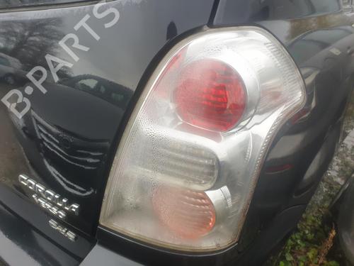 Used Right taillight TOYOTA COROLLA Verso (ZER_, ZZE12_, R1_) 2.2 D-4D (AUR10_, AUR10R) (177 hp) 30546477