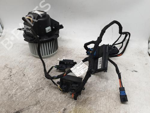 Heater blower motor CITROËN JUMPY III Van (V_) 1.6 BlueHDi 95 | BP27588626M62 - Image 4