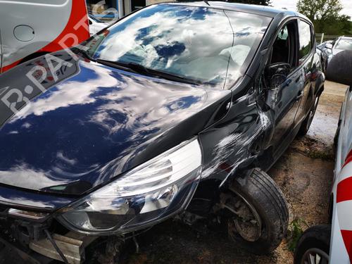 Rear center light RENAULT CLIO IV (BH_) 1.5 dCi 90 | BP24421038I39 