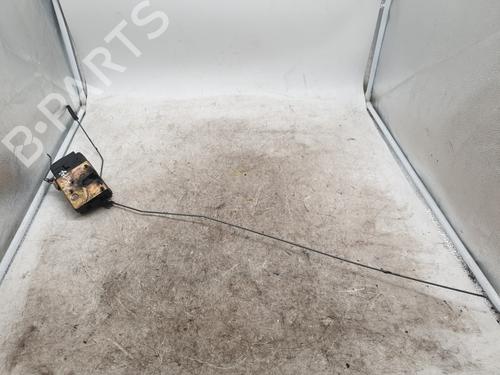 Używane Zamek drzwi przednich lewych PEUGEOT 206 CC (2D) 1.6 16V (2DNFUF, 2DNFUR) (109 hp) 29731942