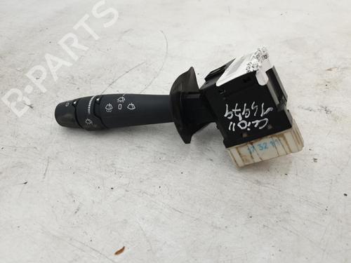 Used Steering column stalk RENAULT CLIO II (BB_, CB_) 1.5 dCi (B/CB07) (65 hp) 22872603