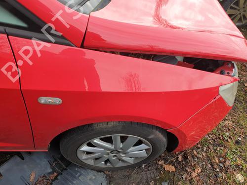 Forskærm Højre SEAT IBIZA IV (6J5, 6P1) 1.2 (60 hp) 31669441