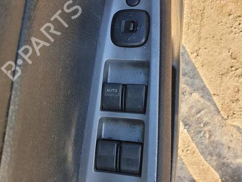 Used Left front window switch Left front window switch MAZDA 2 (DY) [2003-2007] 33680474 33680474