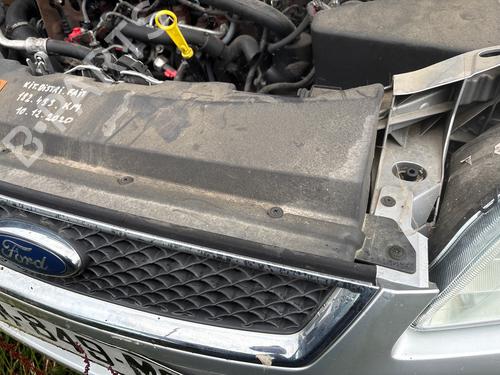 Used Grille Grille 39516697 39516697