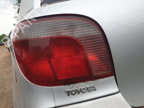 Used Left taillight Left taillight TOYOTA YARIS (_P1_) 1.0 (SCP10_, SCP10R) (68 hp) 26124992 26124992