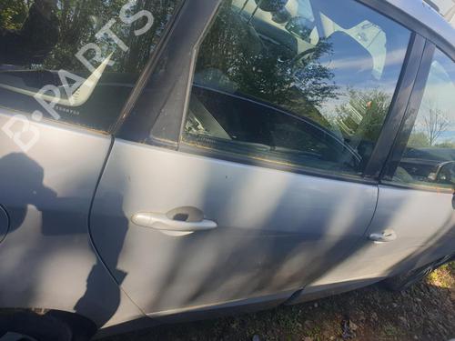 Dør højre bagtil Dør højre bagtil RENAULT SCÉNIC III (JZ0/1_) 1.9 dCi (JZ0J, JZ1J, JZ1K, JZ1S) (131 hp) 33970107 33970107