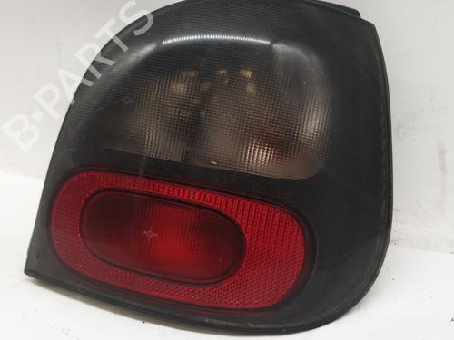 Used Right taillight Right taillight RENAULT MEGANE Scenic (JA0/1_) 1.9 dTi (JA0N) (98 hp) 27213072 27213072