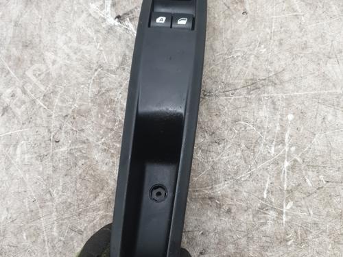 Used Right front window switch CITROËN DS3 (SA_) 1.6 HDi 90 (92 hp) 31640759