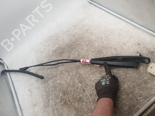 front-windshield-wiper-arm-renault-clio-iii-br01-cr01-2005-2006-2007-2008-2009-2010-2011-2012-2013-2014-34108193 main image