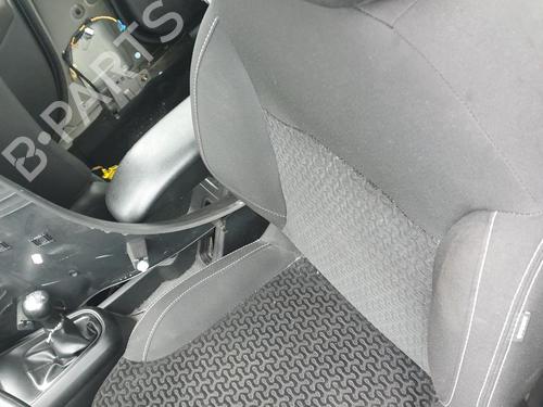 Left front seat CITROËN C3 II (SC_) 1.4 HDi 70 (SC8HZC, SC8HR0, SC8HP4) | BP32003337C15