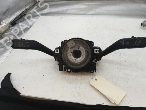 Used Steering column stalk Steering column stalk VW GOLF VI (5K1) 1.6 TDI (105 hp) 24421621 24421621