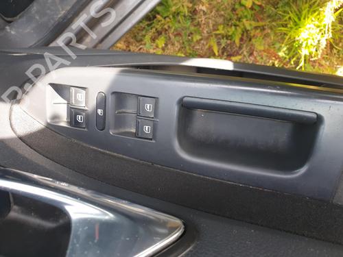 Used Left front window switch Left front window switch 36960999 36960999