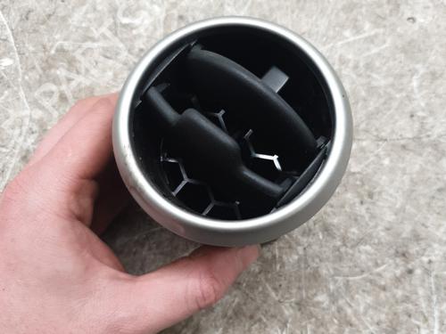 Used Air vent Air vent NISSAN QASHQAI I (J10, NJ10) 1.5 dCi (110 hp) 32701787 32701787