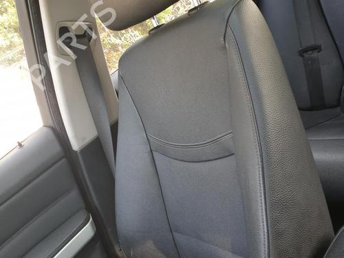 Used Right front seat Right front seat 37470661 37470661