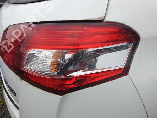 right-taillight-peugeot-4008-2012-31039287 main image