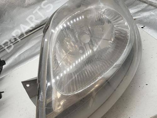 Left headlight RENAULT TRAFIC II Van (FL) 2.0 dCi 90 (FL0H) | BP22868103C28 