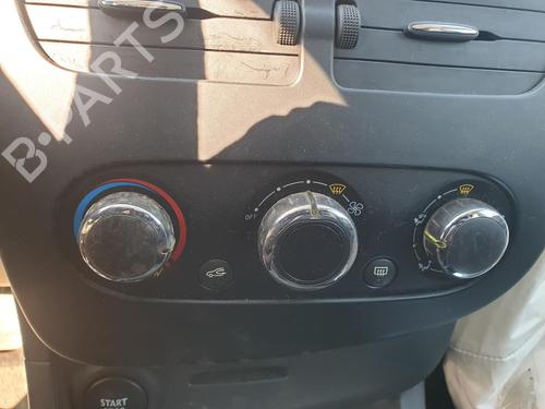 climate-control-renault-clio-iv-bh_-2012-2013-2014-2015-2016-2017-2018-2019-2020-2021-33317435 main image