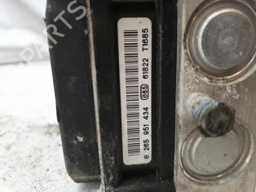 Used ABS pump ABS pump PEUGEOT EXPERT Van (VF3A_, VF3U_, VF3X_) 1.6 HDi 90 8V (90 hp) 22867974 22867974