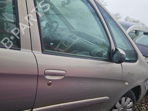 Used Right front door Right front door 32184881 32184881
