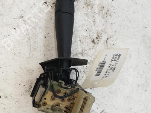 Used Steering column stalk RENAULT MEGANE I (BA0/1_) 1.6 e (BA0F, BA0S) (90 hp) 22875606