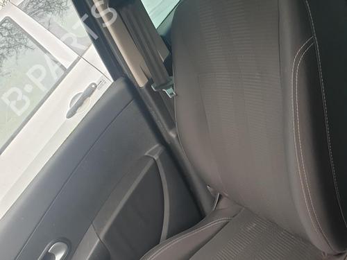 Sæde højre fortil RENAULT CLIO III (BR0/1, CR0/1) 1.5 dCi (C/BR0G, C/BR1G) (68 hp) 32440686