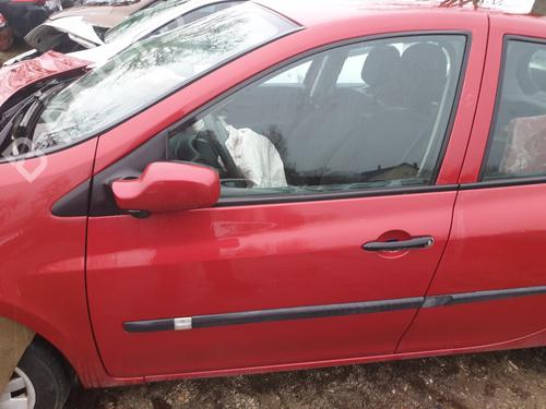 Used Left front door RENAULT CLIO III (BR0/1, CR0/1) 1.5 dCi (BR17, CR17) (86 hp) 32262396