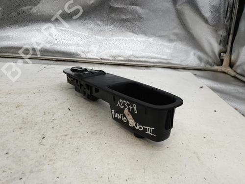 Used Left front window switch FIAT PUNTO EVO (199_) 1.2 (69 hp) 25842908