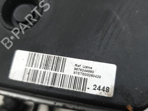 Used ABS pump ABS pump PEUGEOT 5008 (0U_, 0E_) 1.6 HDi (112 hp) 22884503 22884503