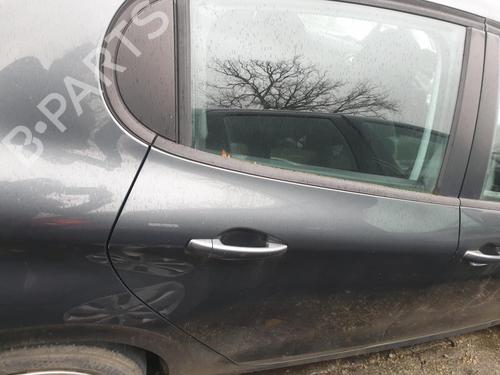 Dør højre bagtil PEUGEOT 208 I (CA_, CC_) 1.2 PureTech 82 (82 hp) 32003305
