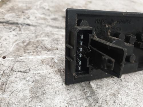 Lampeholder Lampeholder CITROËN JUMPY I (U6U_) 2.0 (136 hp) 23832225 23832225