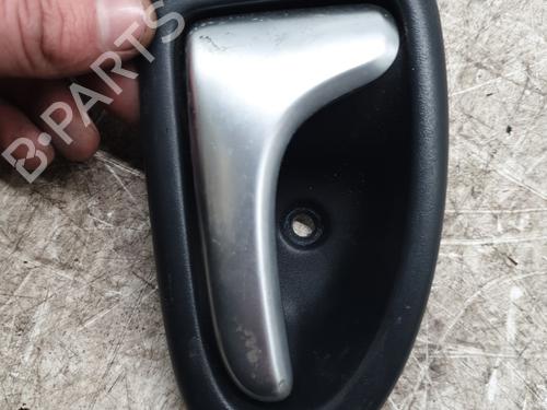 Used Front left interior door handle RENAULT CLIO II (BB_, CB_) 1.5 dCi (B/C2J) (68 hp) 31068632