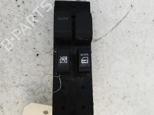 Used Left front window switch Left front window switch SUZUKI SWIFT III (MZ, EZ) 1.6 (RS416, RR 416, ZC31S) (125 hp) 25842862 25842862
