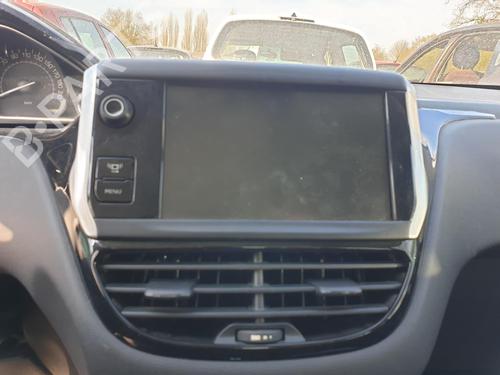 Used Display monitor Display monitor PEUGEOT 208 I (CA_, CC_) 1.2 VTI 82 (82 hp) 33631422 33631422