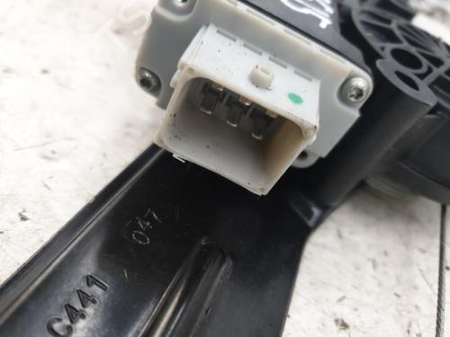 Used Front left window mechanism Front left window mechanism FIAT BRAVO II (198_) 1.9 D Multijet (198AXB1A) (120 hp) 25843073 25843073