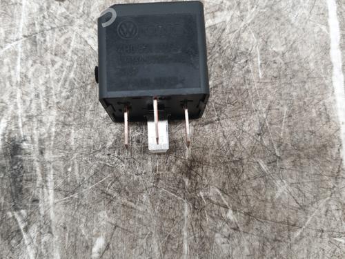 Used Electronic module VW TRANSPORTER T6 Van (SGA, SGH, SHA, SHH) 2.0 TDI (110 hp) 24055603