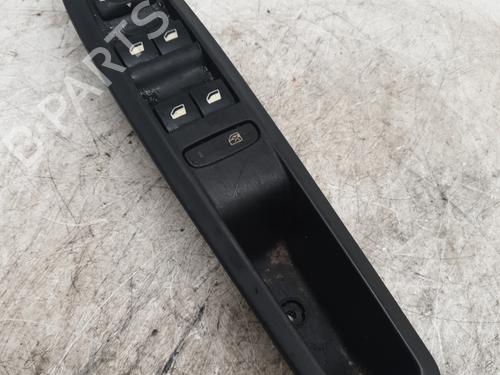 Used Left front window switch Left front window switch CITROËN C4 II (NC_) 1.6 VTi 120 (NC5FS0, NC5FS9) (120 hp) 23831825 23831825