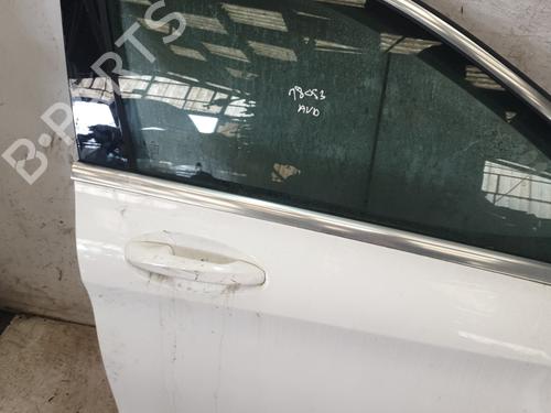 Used Right front door Right front door 32416299 32416299